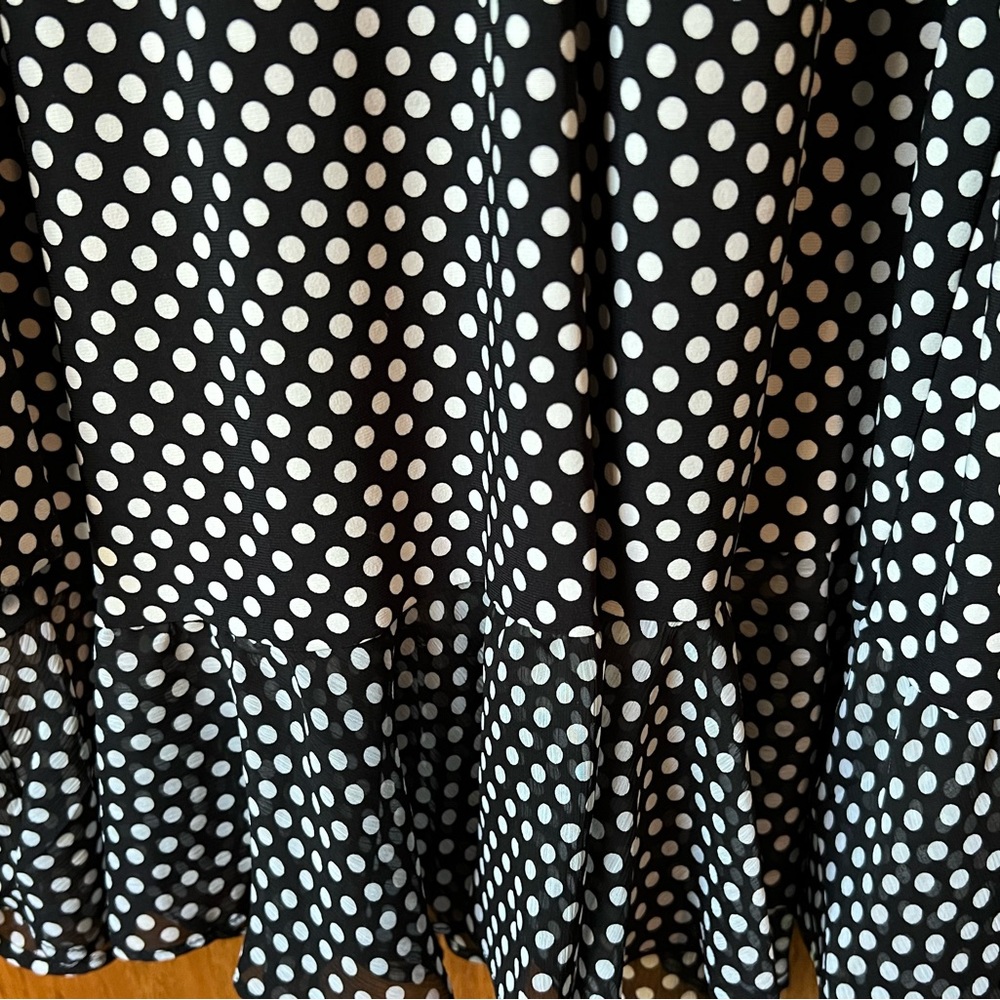 Tommy Hilfiger Womens Black Chiffon Polka Dot Wrap Tie 12 3/4 Sleeve EUC - Picture 5 of 8